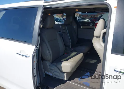 2015 Toyota Sienna Xle Premium 8 Passenger from USA, damaged, VIN 5TDYK3DC3FS682820